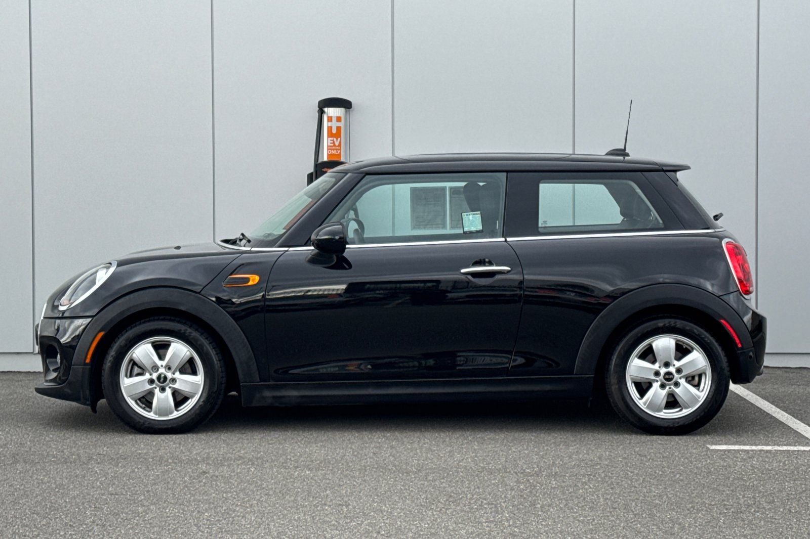2019 MINI Cooper Classic