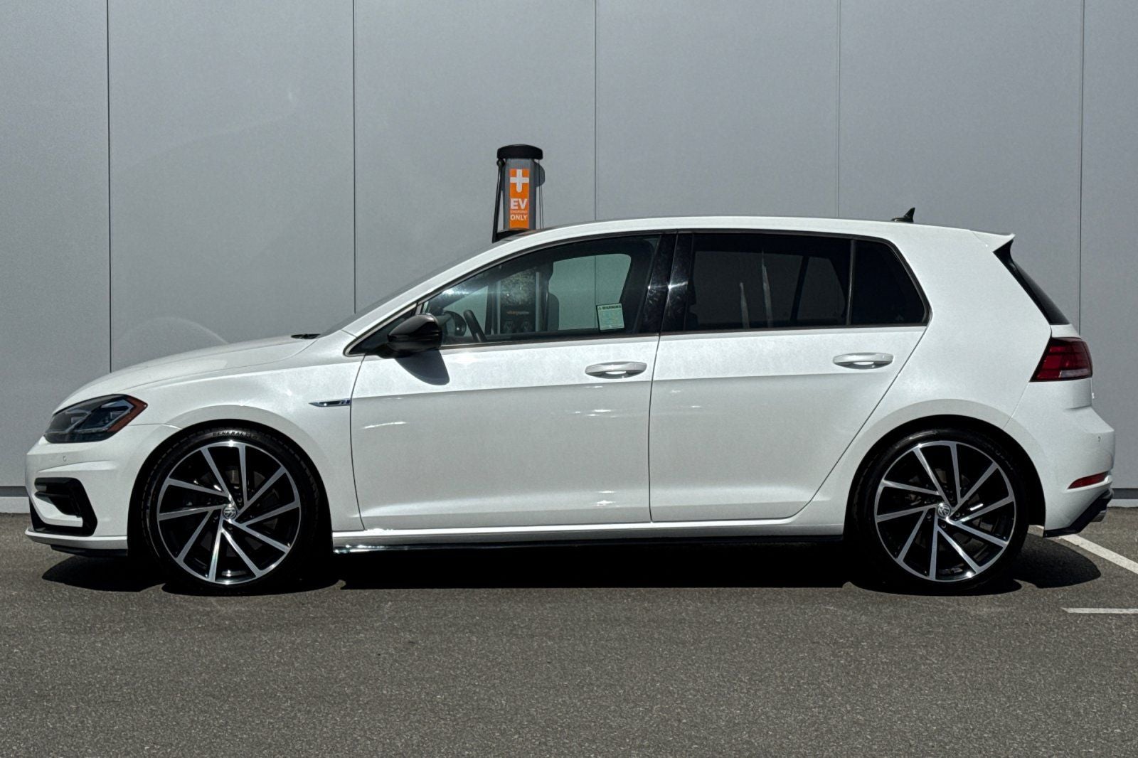 2018 Volkswagen Golf R DCC & Navigation 4Motion 4Motion