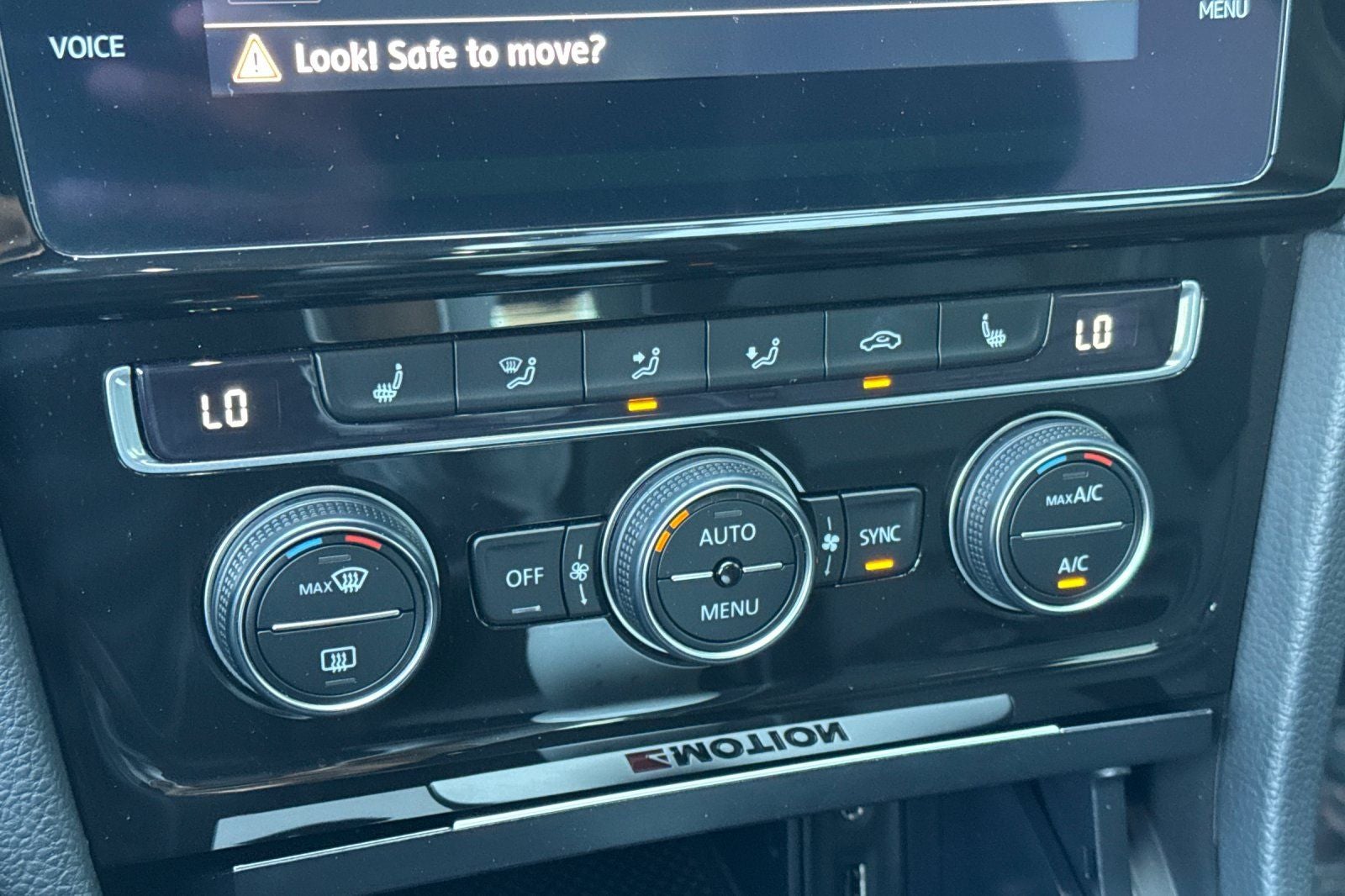 2018 Volkswagen Golf R DCC & Navigation 4Motion 4Motion