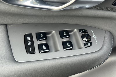 2026 Volvo XC90 B6 Plus 6-Seater