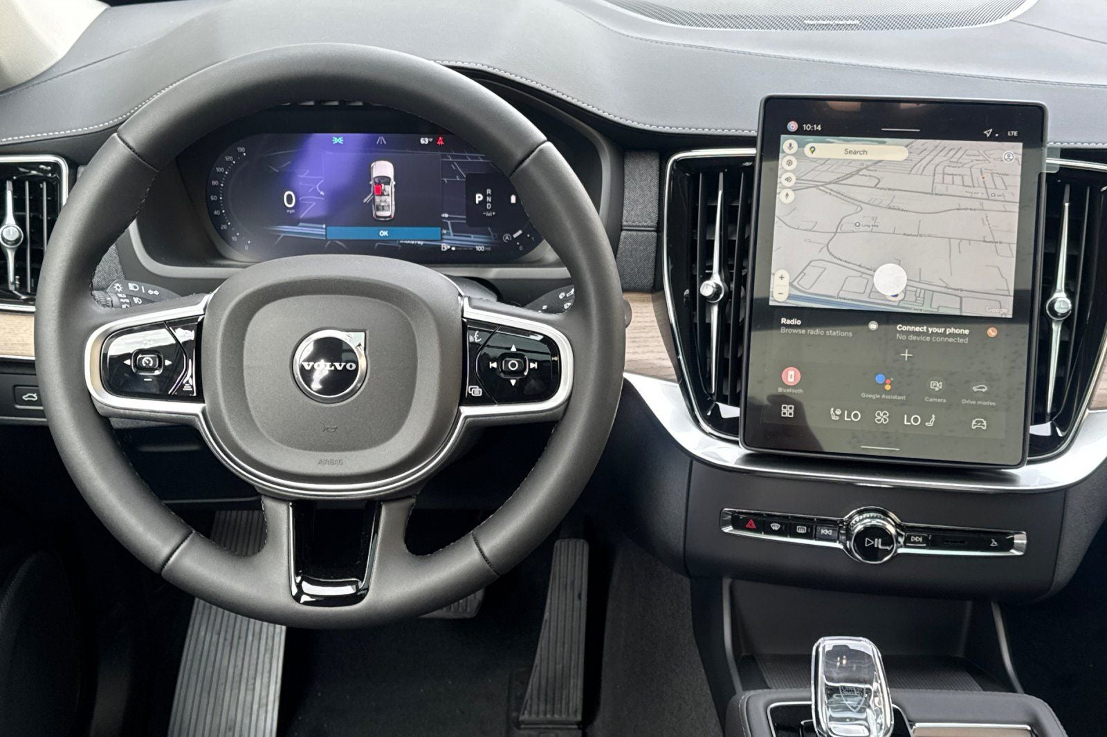 2026 Volvo XC90 B6 Plus 6-Seater