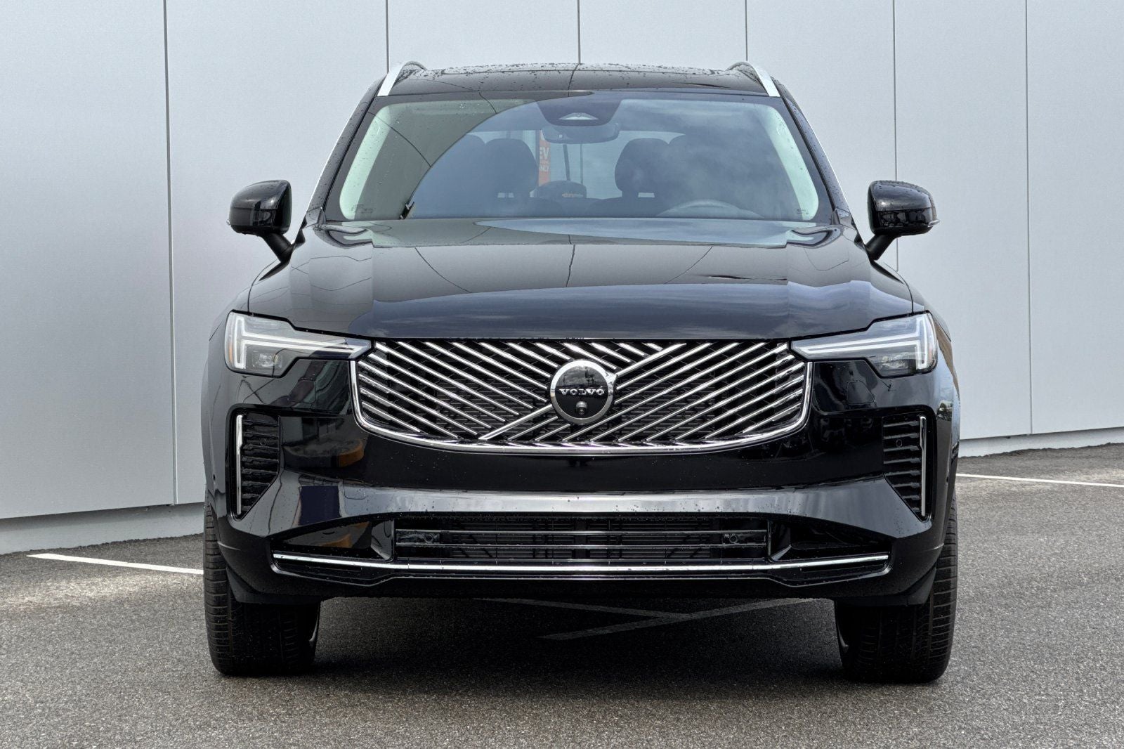 2026 Volvo XC90 B6 Plus 6-Seater