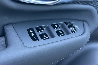 2026 Volvo XC90 B6 Plus 6-Seater