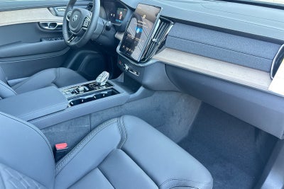 2026 Volvo XC90 B6 Plus 6-Seater