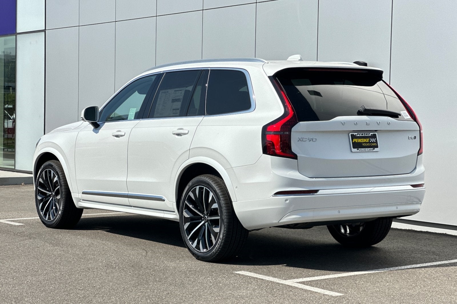 2026 Volvo XC90 B6 Plus 6-Seater