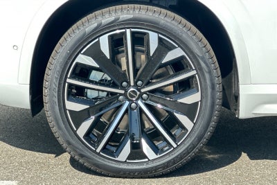 2026 Volvo XC90 B6 Plus 6-Seater