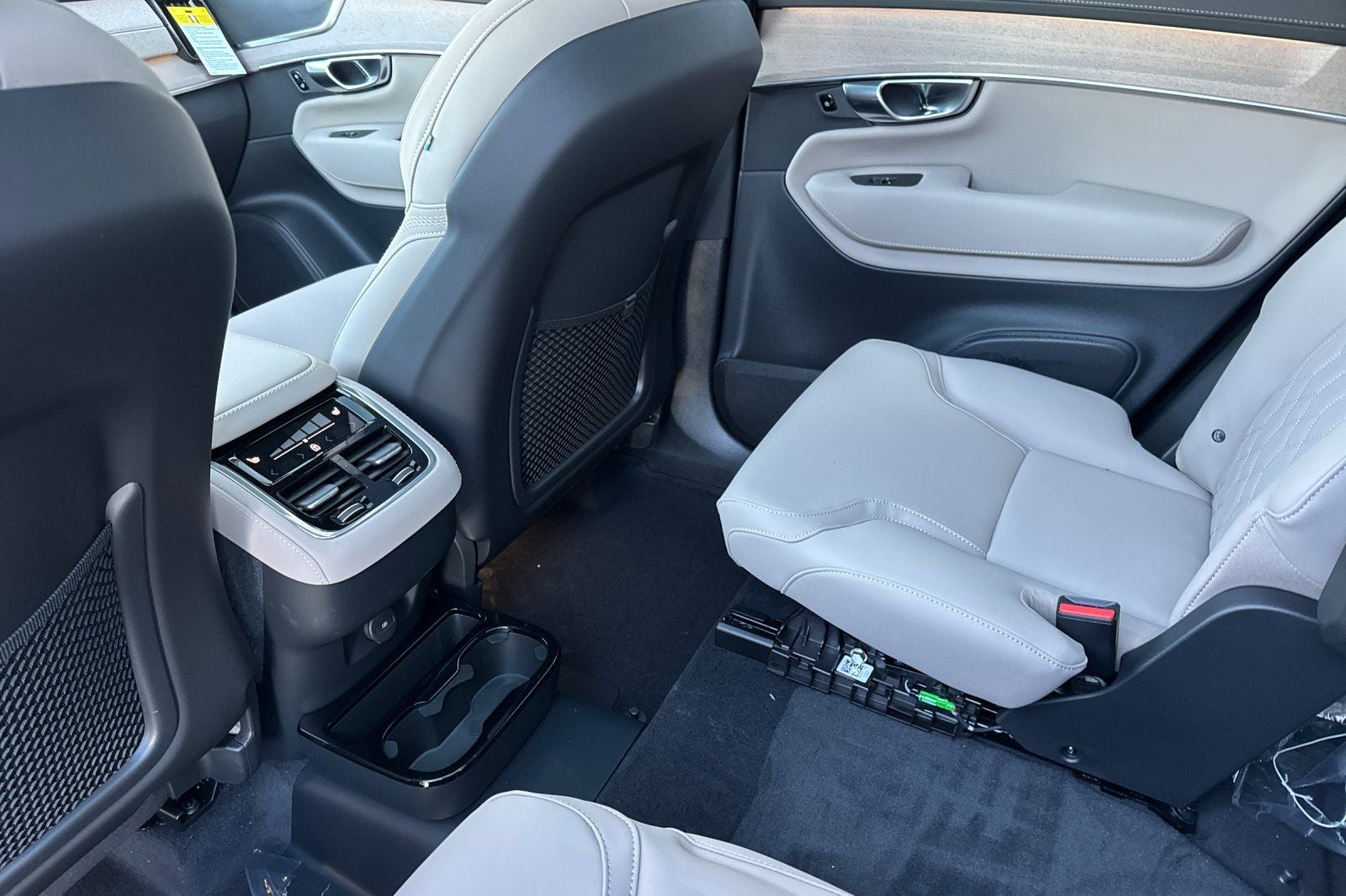 2026 Volvo XC90 B6 Plus 6-Seater