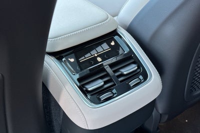 2026 Volvo XC90 B6 Plus 6-Seater