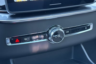 2026 Volvo XC90 B6 Plus 6-Seater