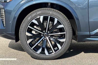 2026 Volvo XC90 B6 Plus 6-Seater