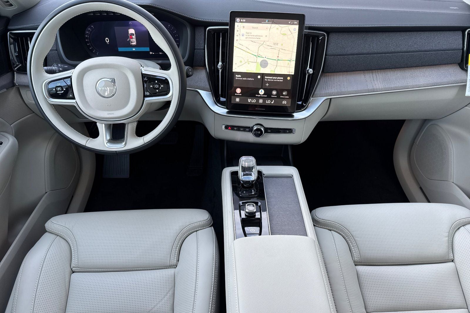 2026 Volvo XC90 B6 Ultra