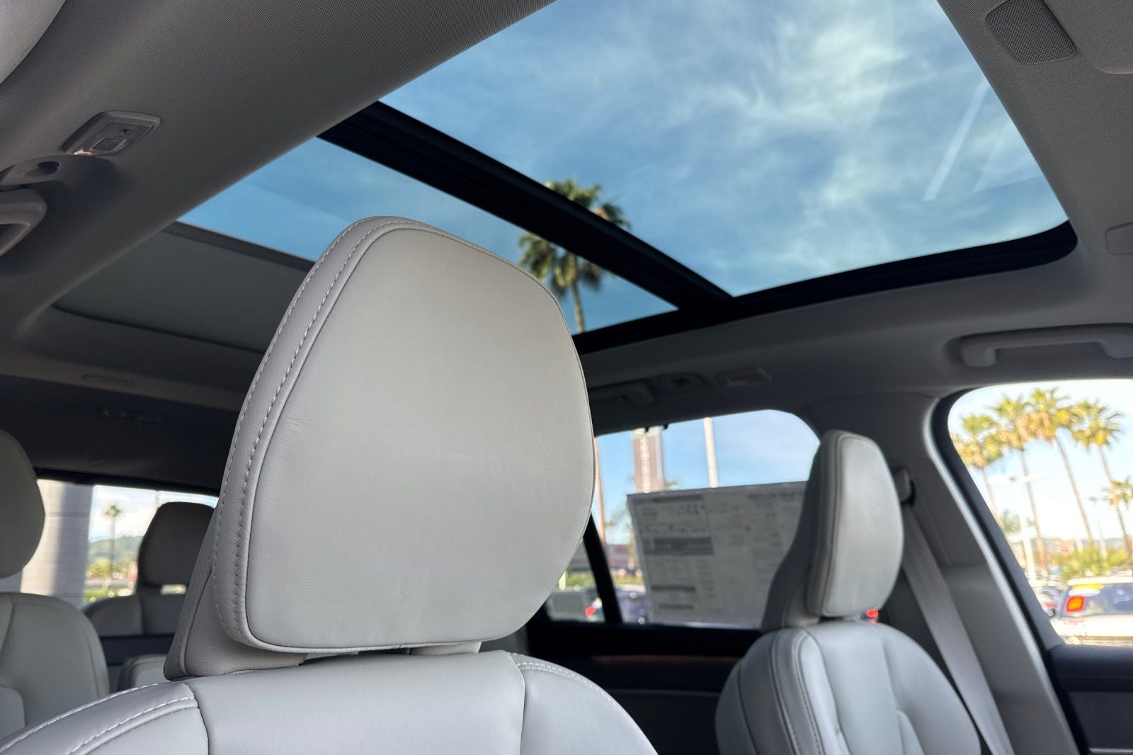 2026 Volvo XC90 B6 Ultra