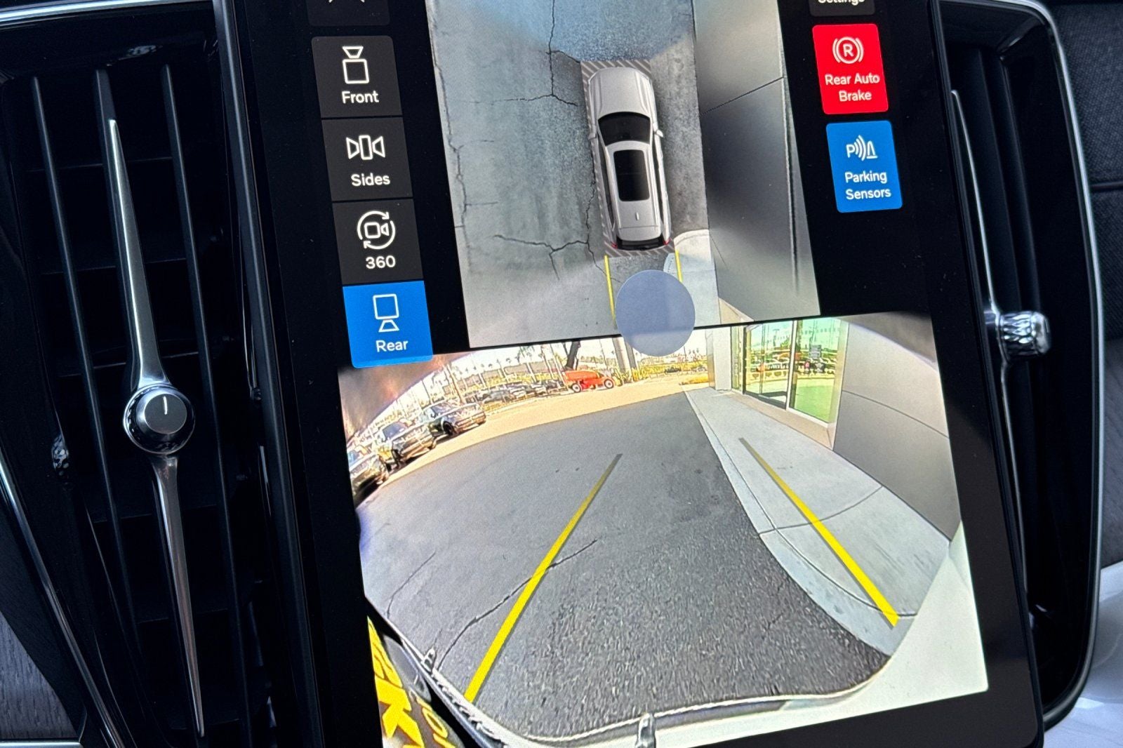 2026 Volvo XC90 B6 Ultra