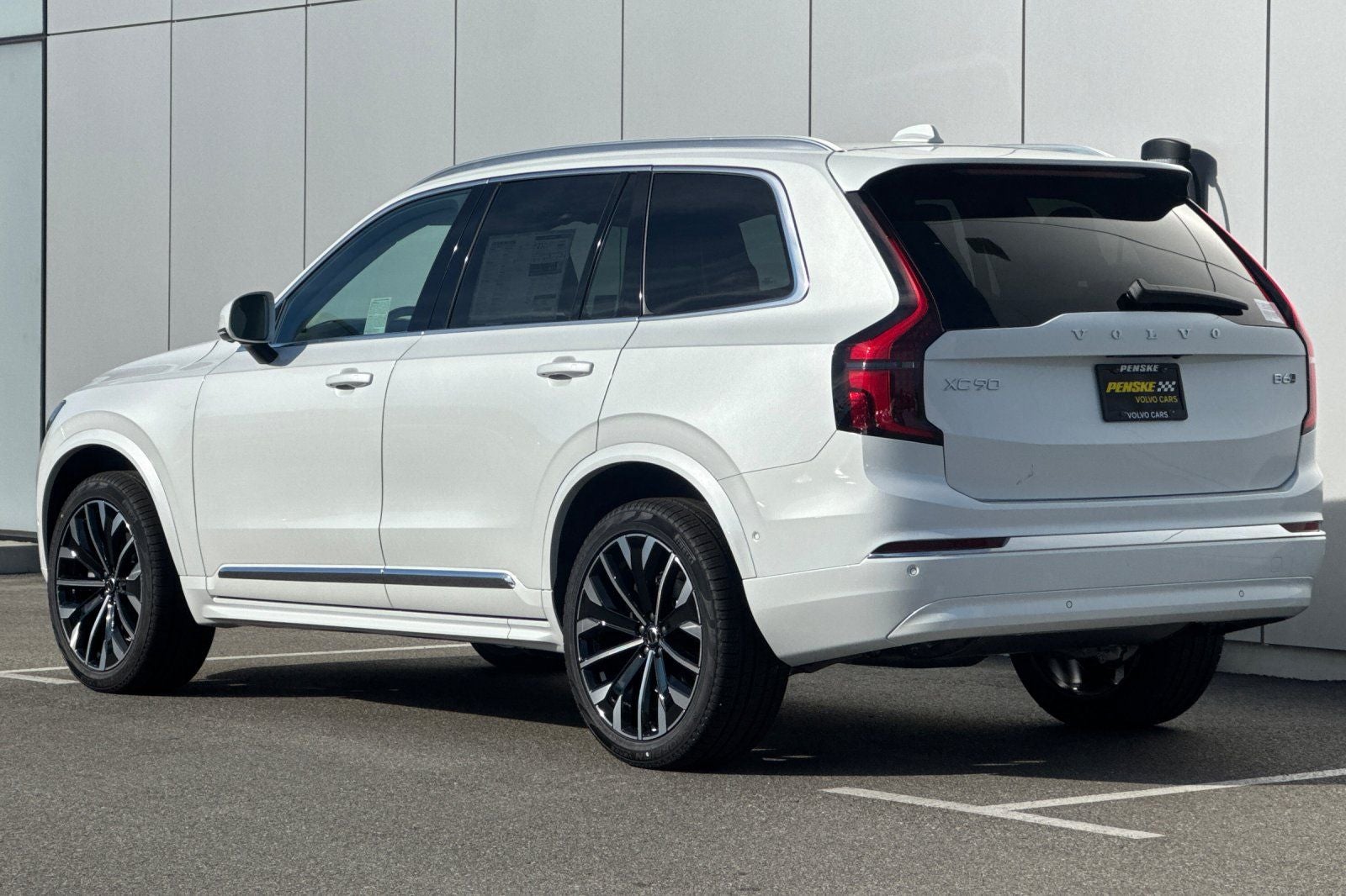 2026 Volvo XC90 B6 Ultra