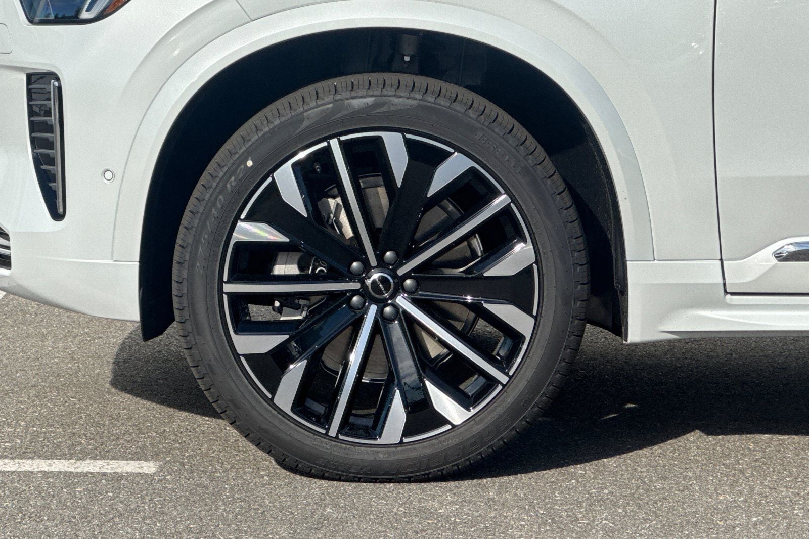 2026 Volvo XC90 B6 Ultra