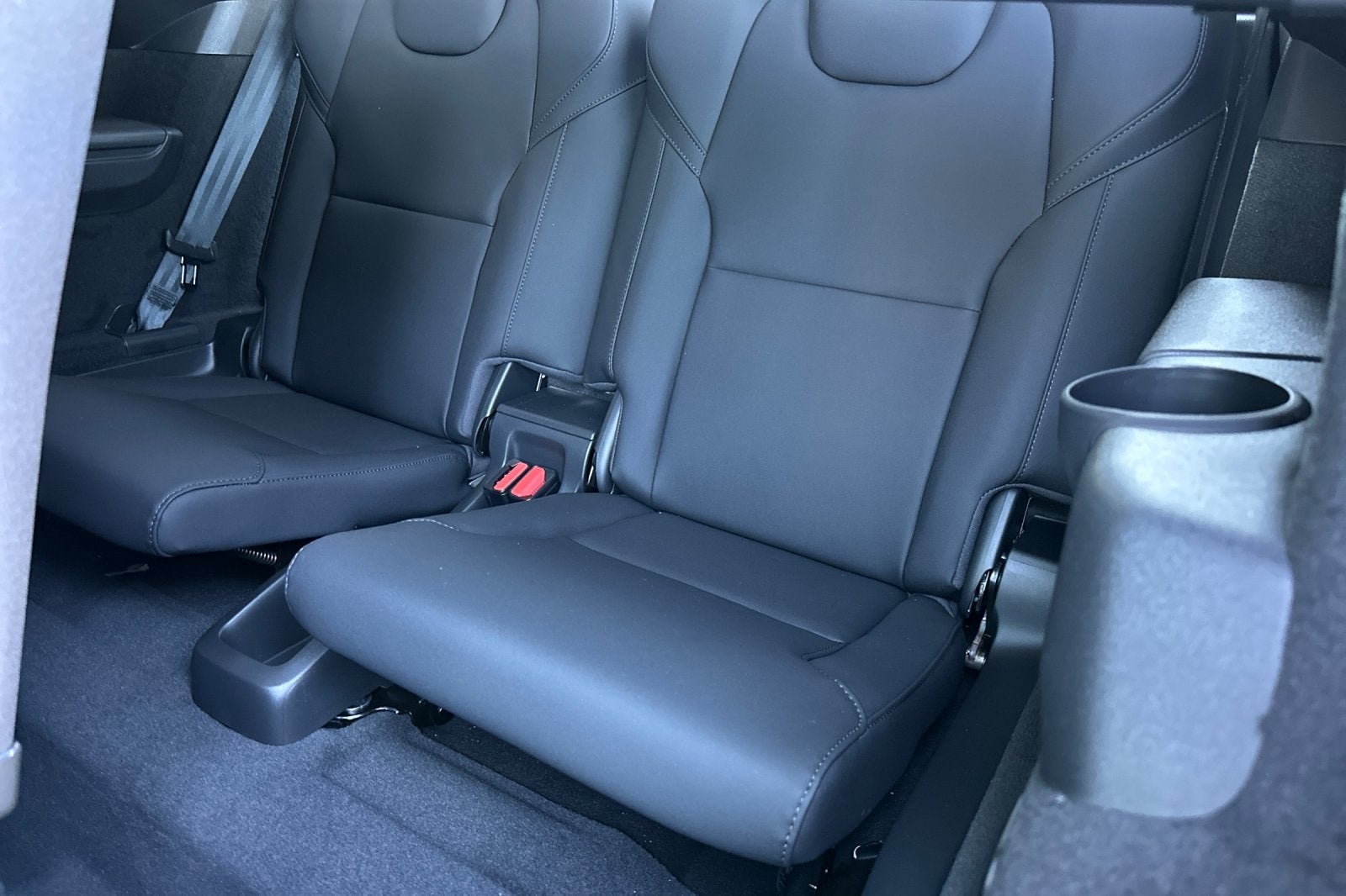 2025 Volvo XC90 B6 Core 2025.5