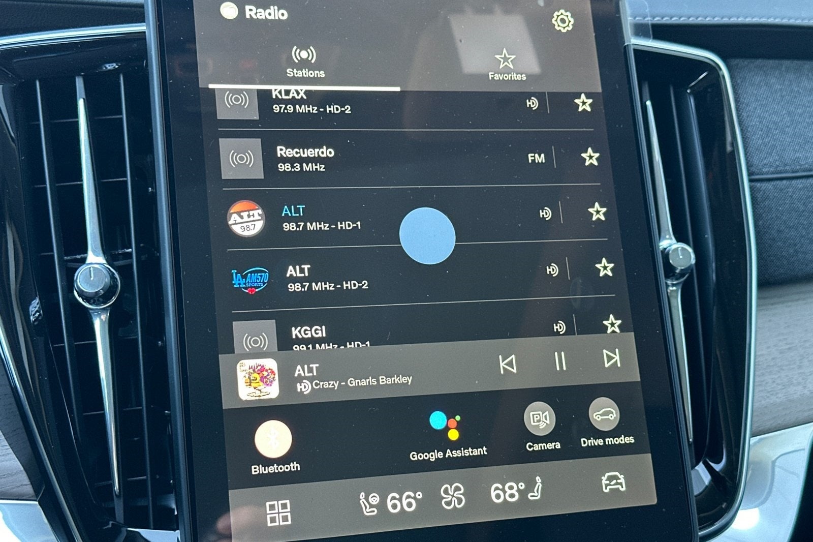 2025 Volvo XC90 B6 Core 2025.5