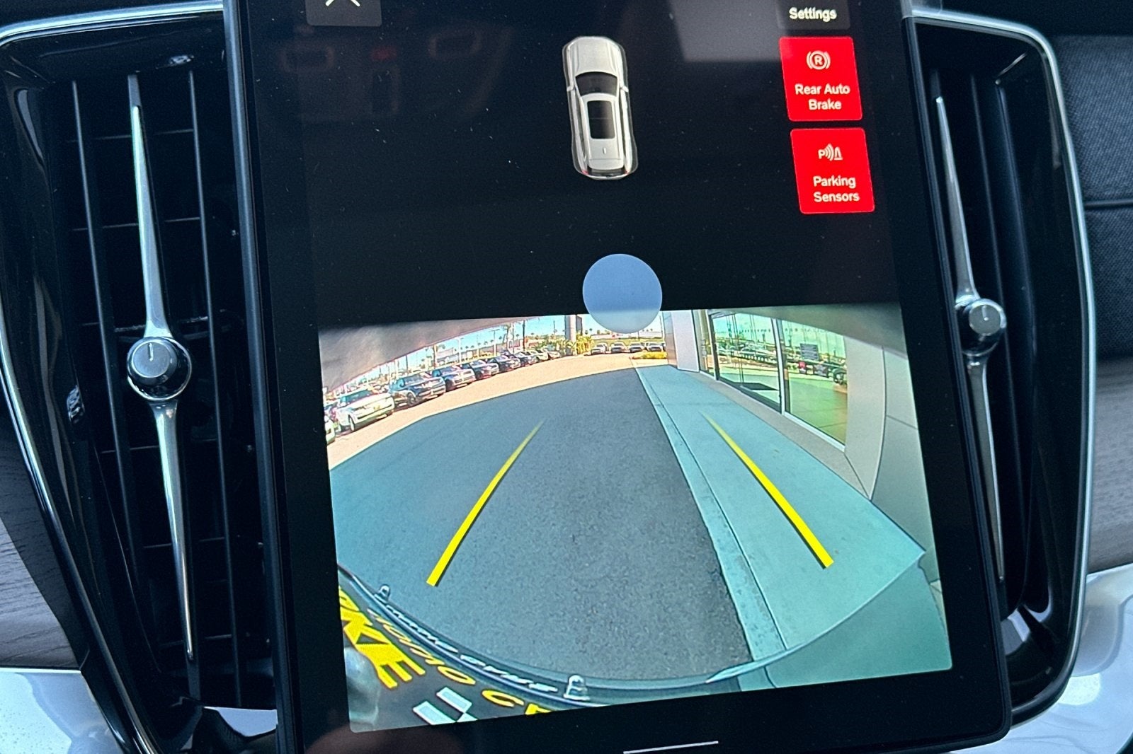 2025 Volvo XC90 B6 Core 2025.5