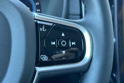 2025 Volvo XC90 B6 Core 2025.5