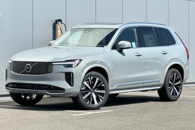 2025 Volvo XC90 B6 Core 2025.5