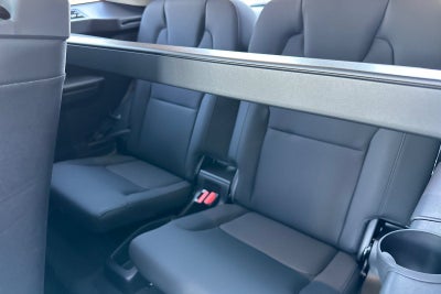 2025 Volvo XC90 B6 Core 2025.5