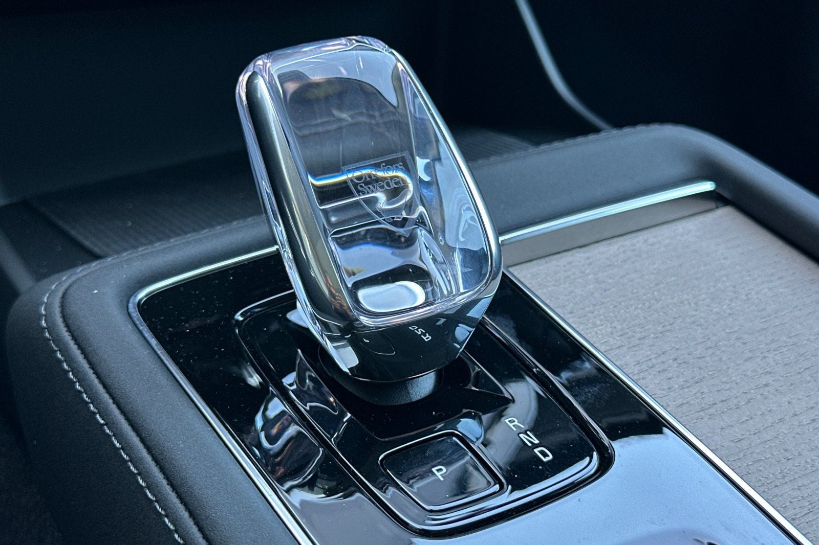 2025 Volvo XC90 B6 Core 2025.5