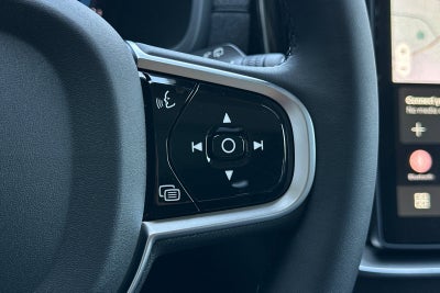 2025 Volvo XC90 B6 Core 2025.5