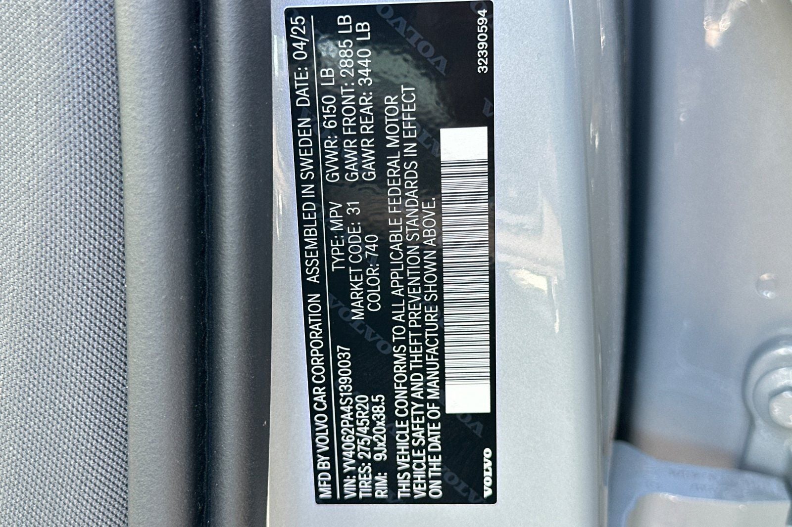 2025 Volvo XC90 B6 Core 2025.5