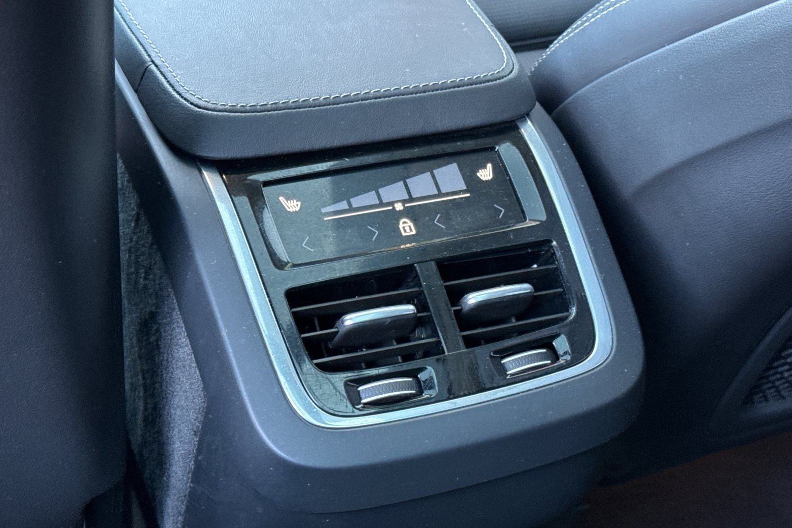 2023 Volvo XC90 Ultimate