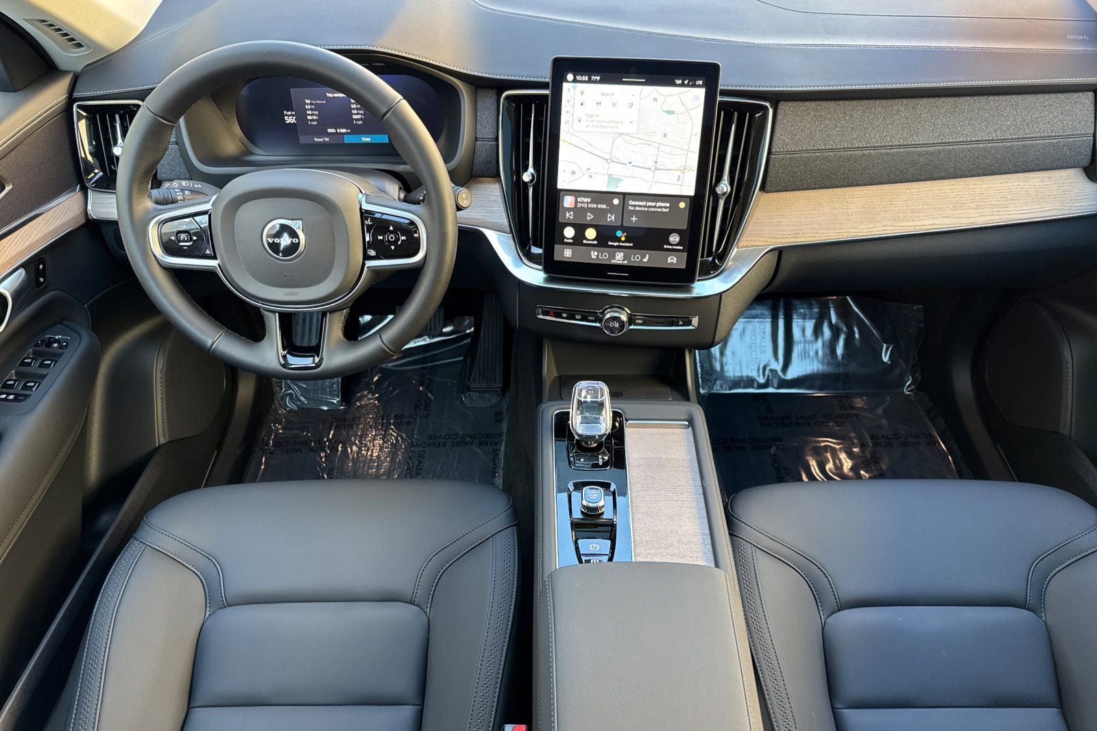 2025 Volvo XC90 B6 Core 2025.5