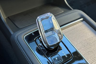 2025 Volvo XC90 B6 Core 2025.5