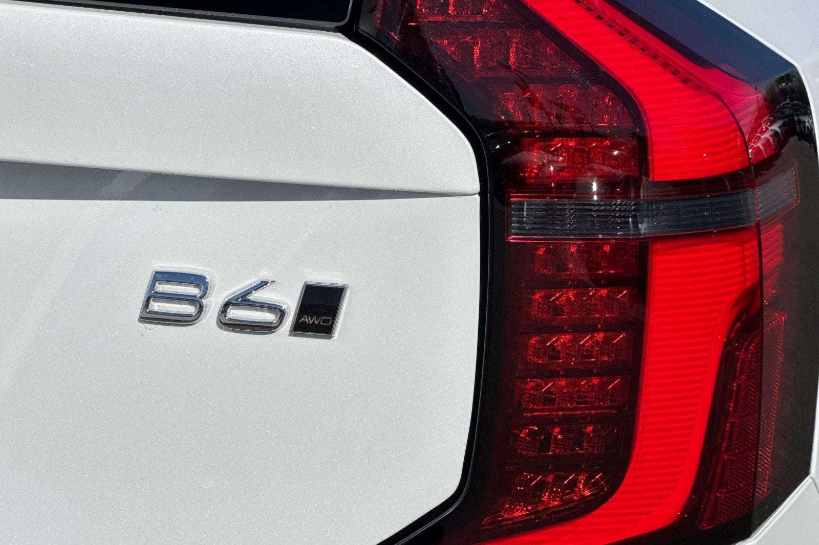 2025 Volvo XC90 B6 Core 2025.5