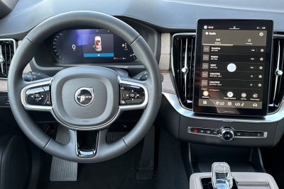 2026 Volvo XC90 B6 Plus 7-Seater