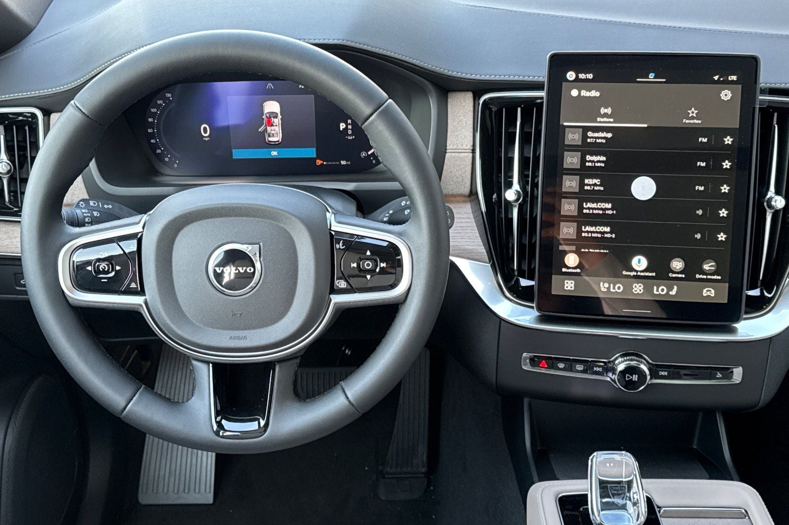 2026 Volvo XC90 B6 Plus 7-Seater