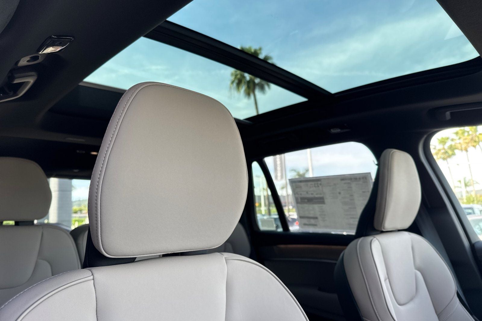 2026 Volvo XC90 B6 Plus 7-Seater