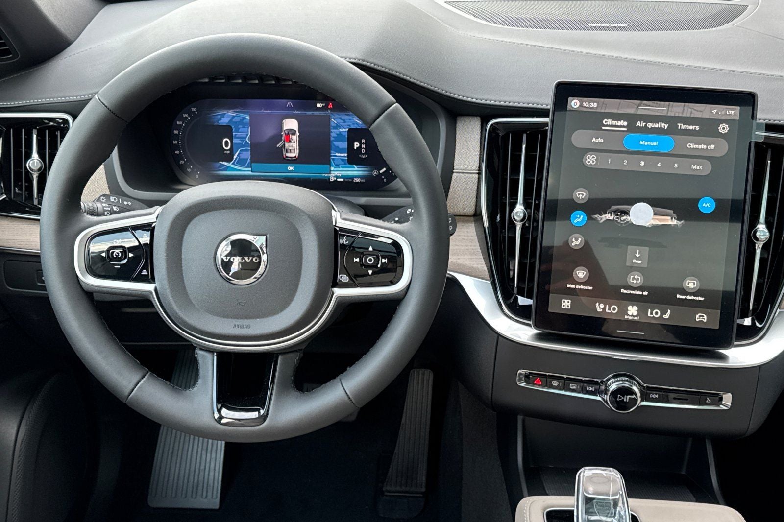 2026 Volvo XC90 B6 Plus 7-Seater