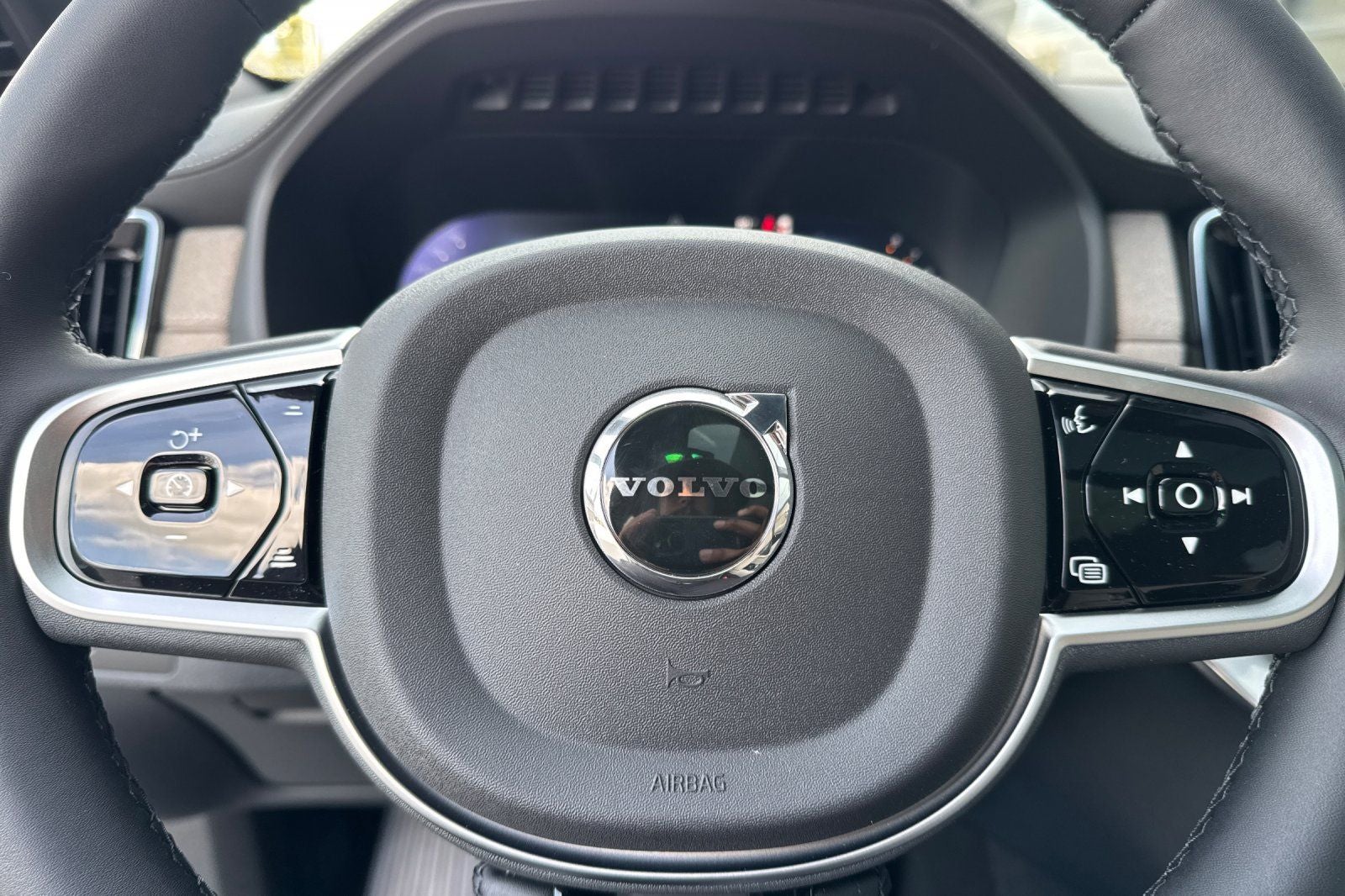 2026 Volvo XC90 B6 Plus 7-Seater