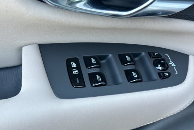 2027 Volvo XC90 B6 Plus 7-Seater