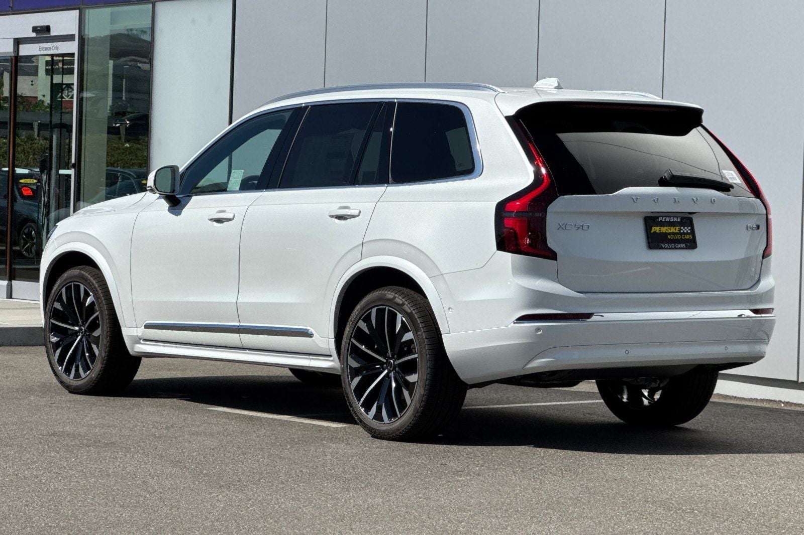 2027 Volvo XC90 B6 Plus 7-Seater