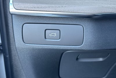 2027 Volvo XC90 B6 Plus 7-Seater