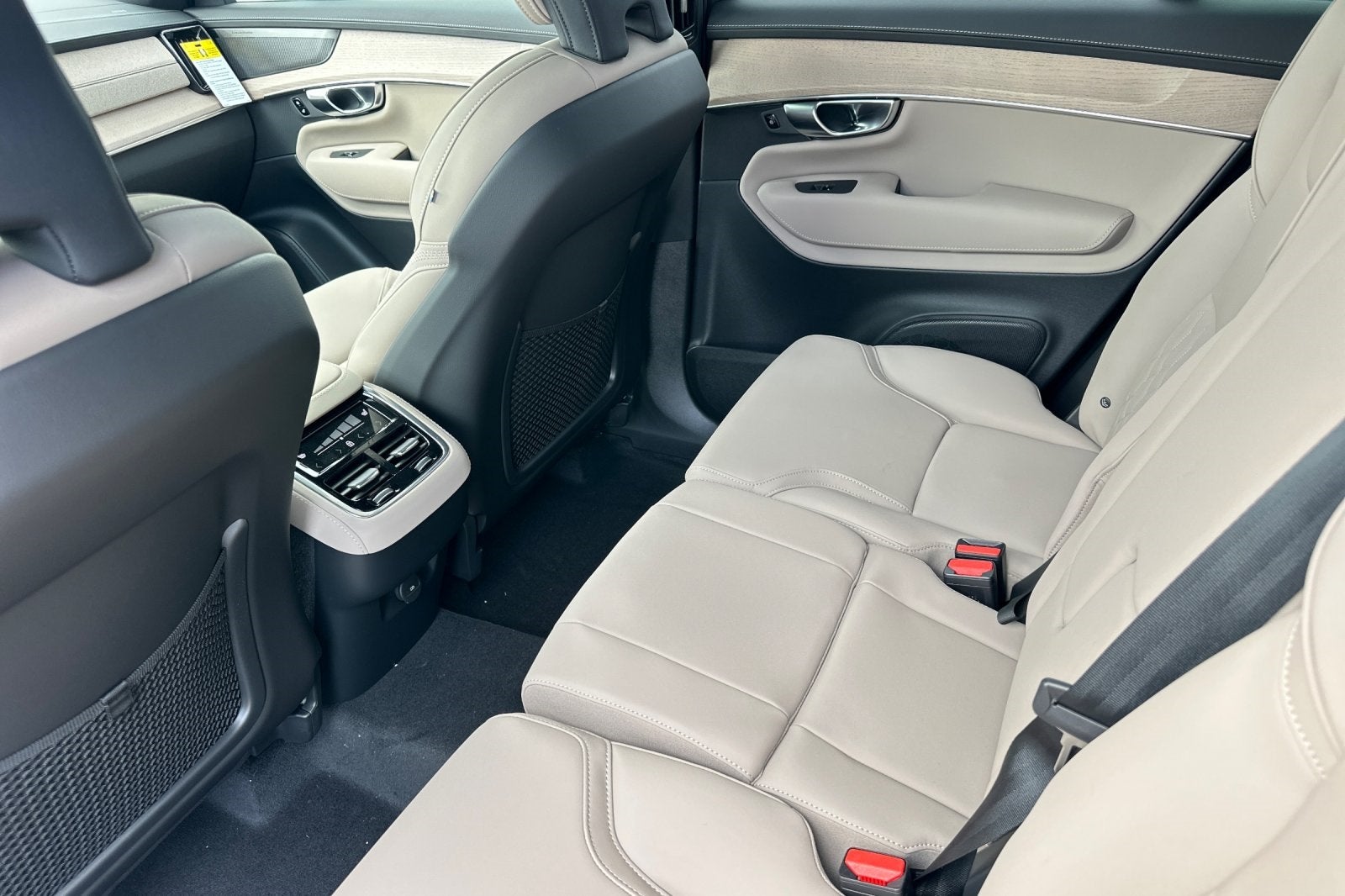 2026 Volvo XC90 B6 Plus 7-Seater