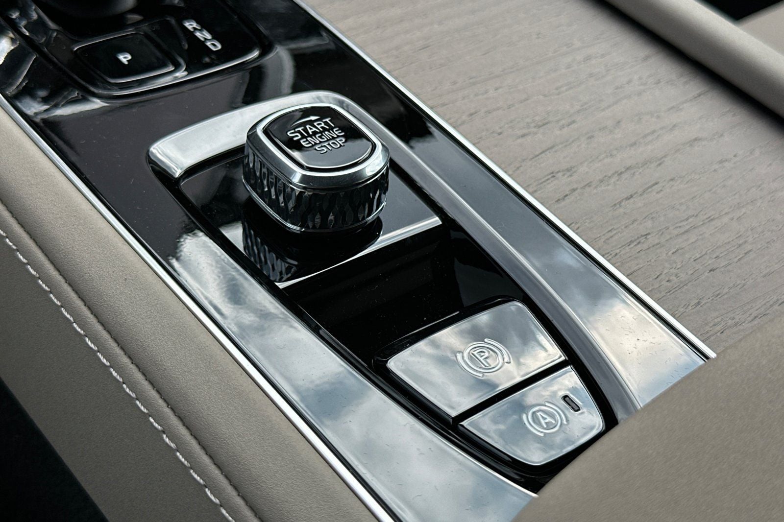 2026 Volvo XC90 B6 Plus 7-Seater