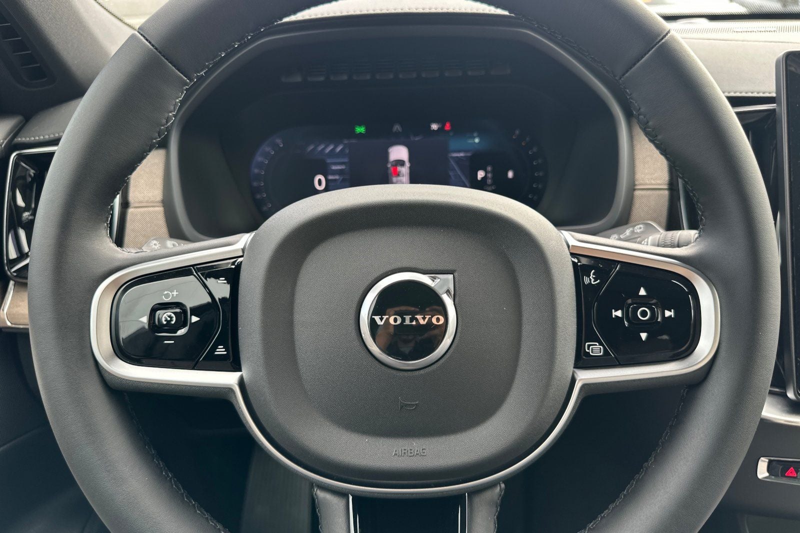 2026 Volvo XC90 B6 Plus 7-Seater