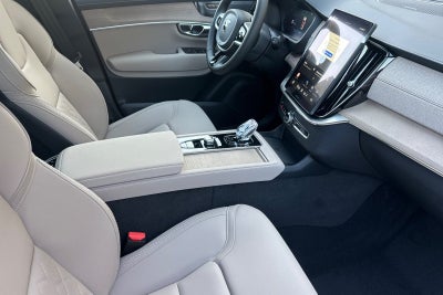 2026 Volvo XC90 B6 Plus 7-Seater