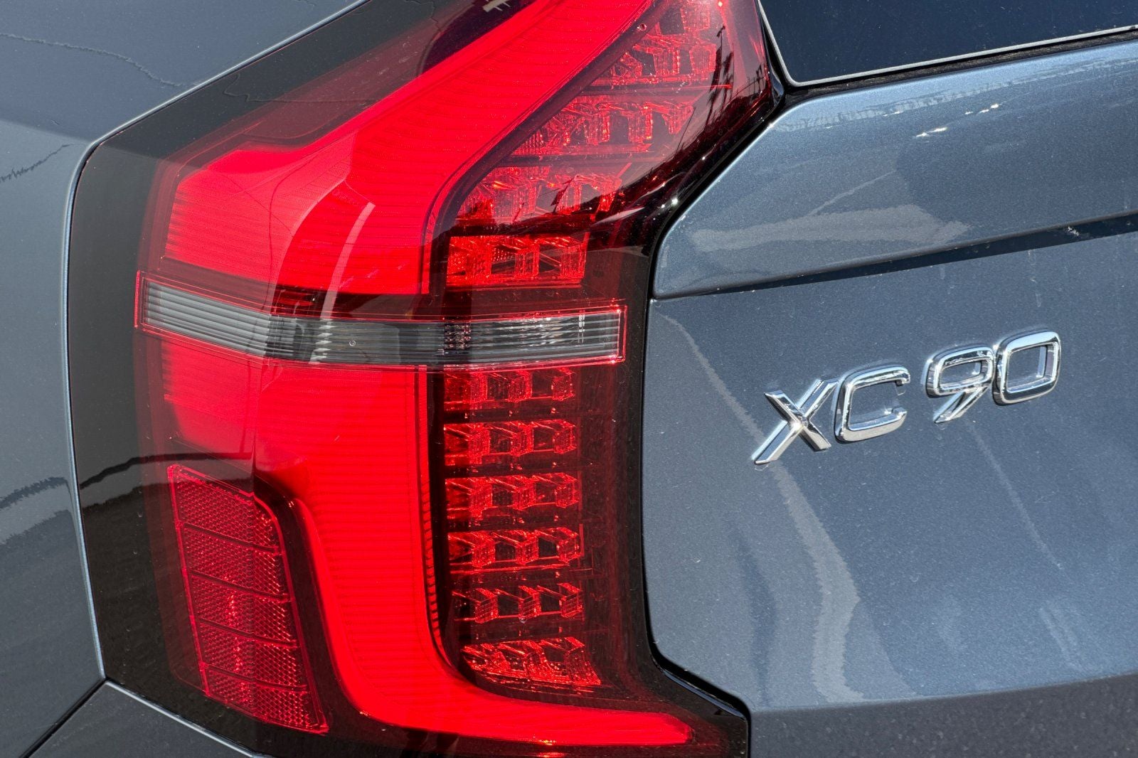 2026 Volvo XC90 B6 Plus 7-Seater