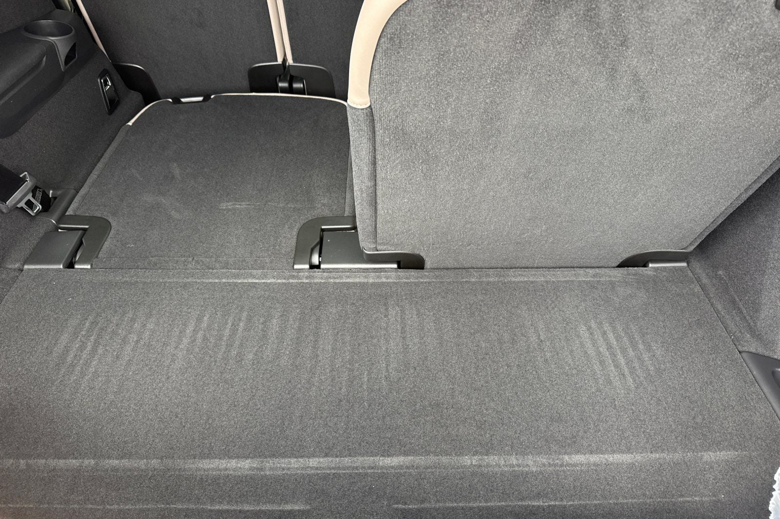2027 Volvo XC90 B6 Plus 7-Seater