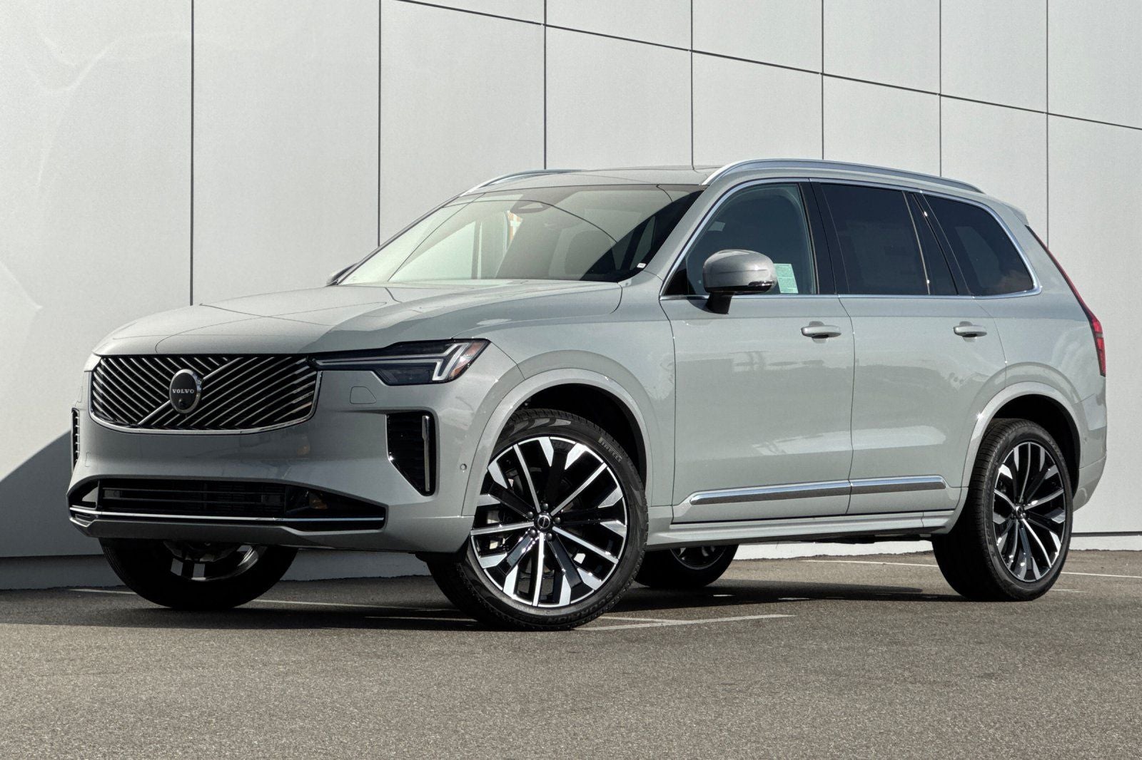 2026 Volvo XC90 B6 Plus 7-Seater