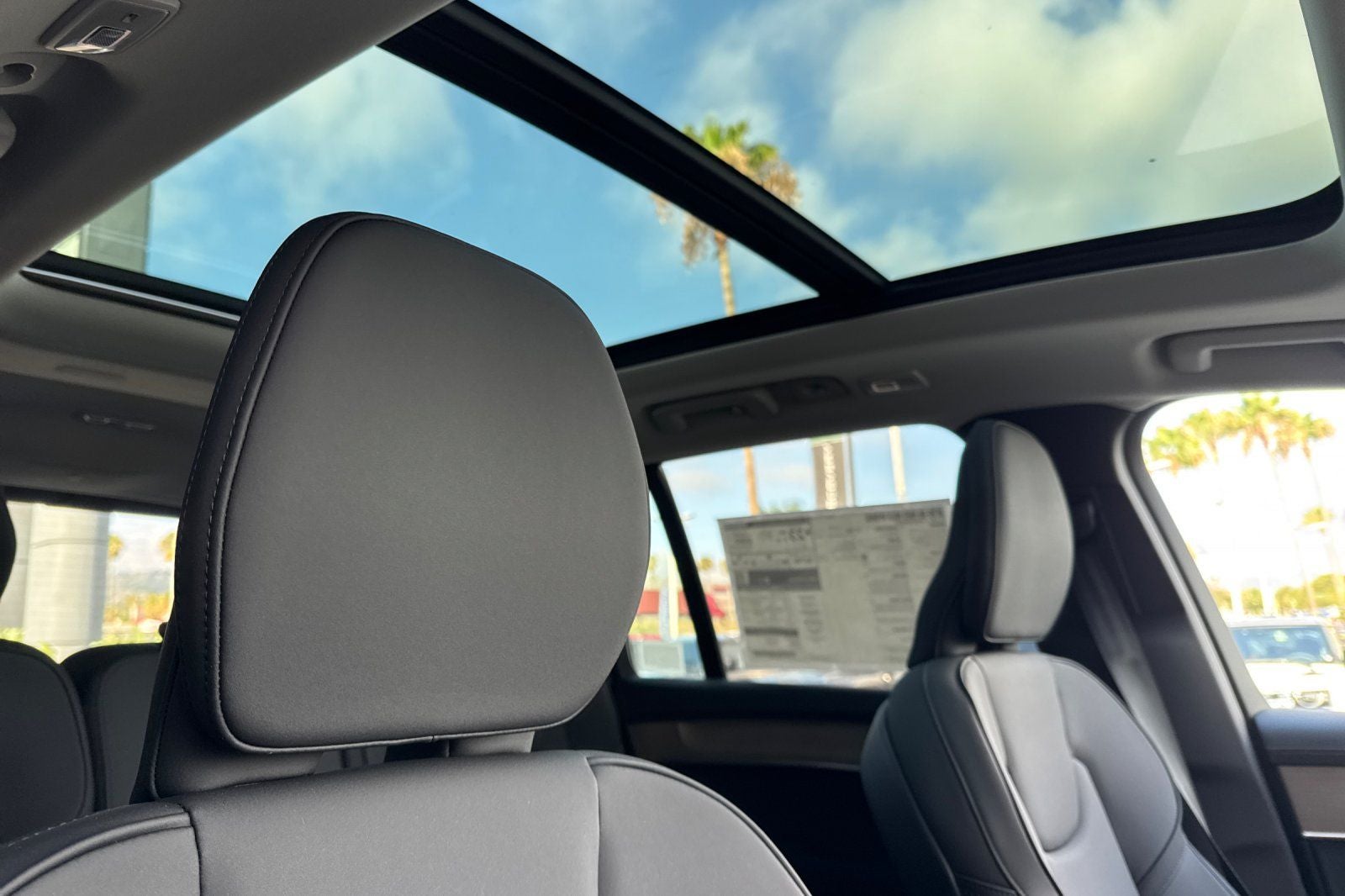 2026 Volvo XC90 B6 Plus 7-Seater