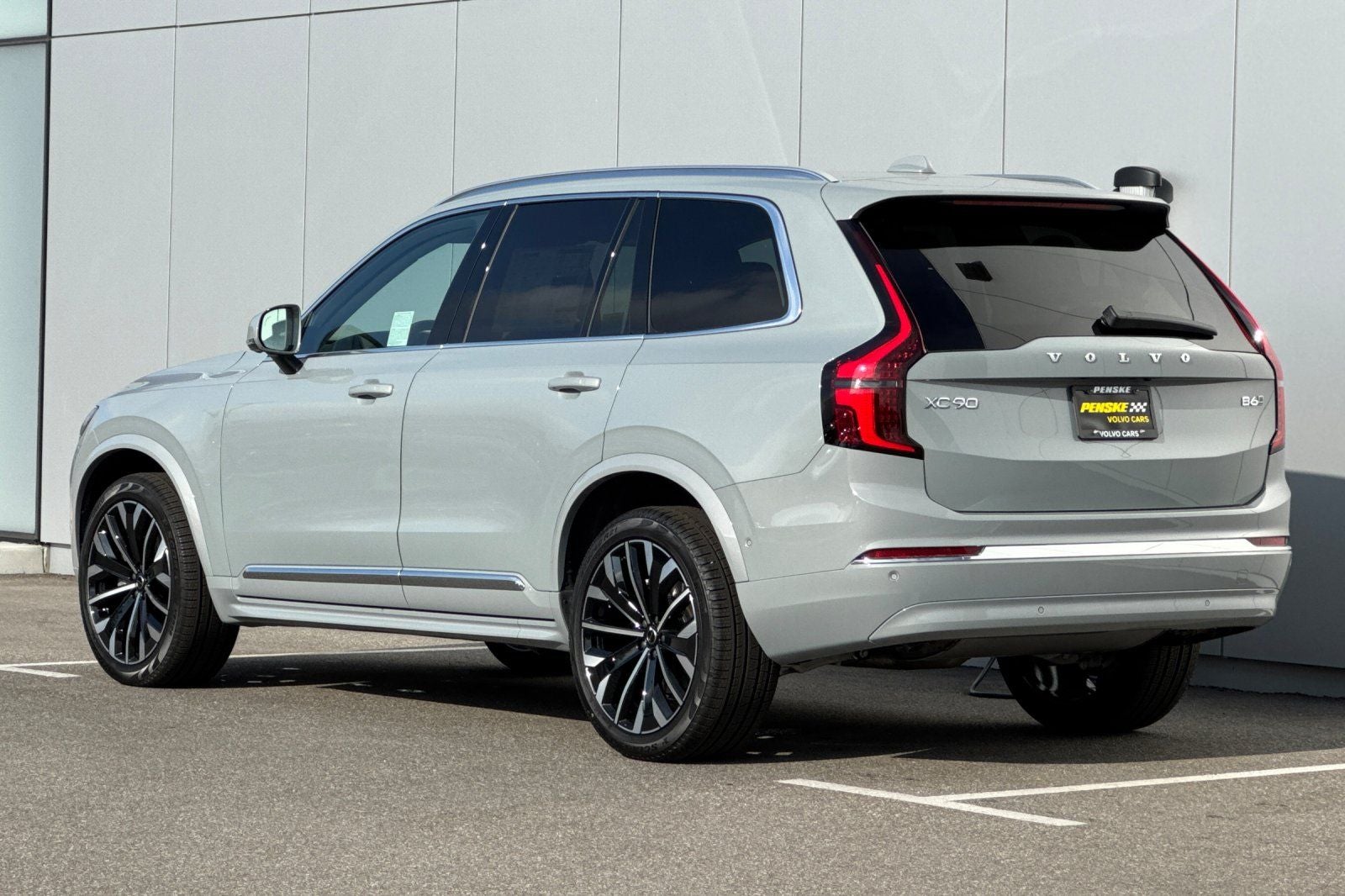 2026 Volvo XC90 B6 Plus 7-Seater
