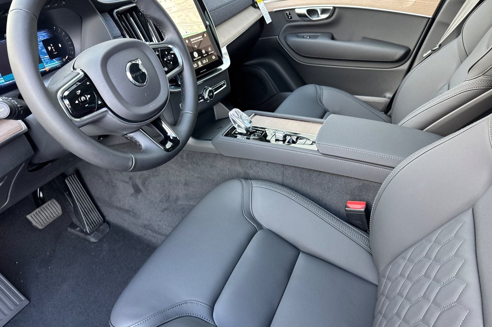 2026 Volvo XC90 B6 Plus 7-Seater
